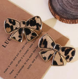 Bow Leopard