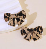 Bow Leopard