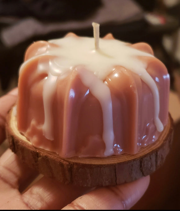 Amore D'Lites Bundt Cake Candle